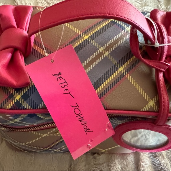 Betsy Johnson make up case - Picture 3 of 4